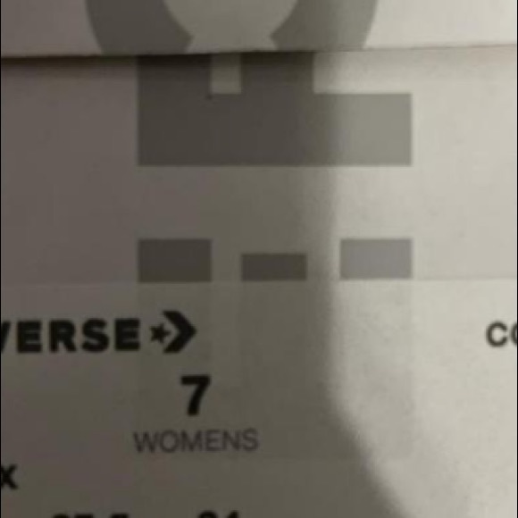 Cutest com de garçon converse sneakers ❤️❤️❤️ - Picture 1 of 3